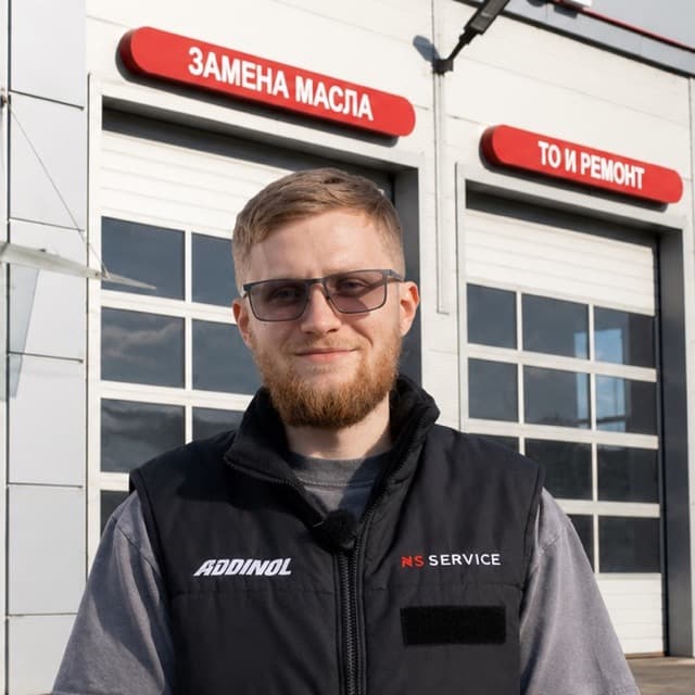 Антон Смирнов